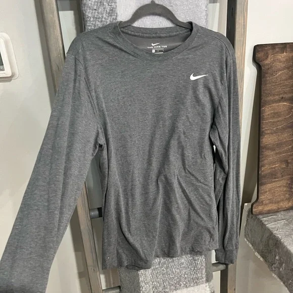 MENS NIKE LONG SLEEVE TEE - Picture 4 of 8